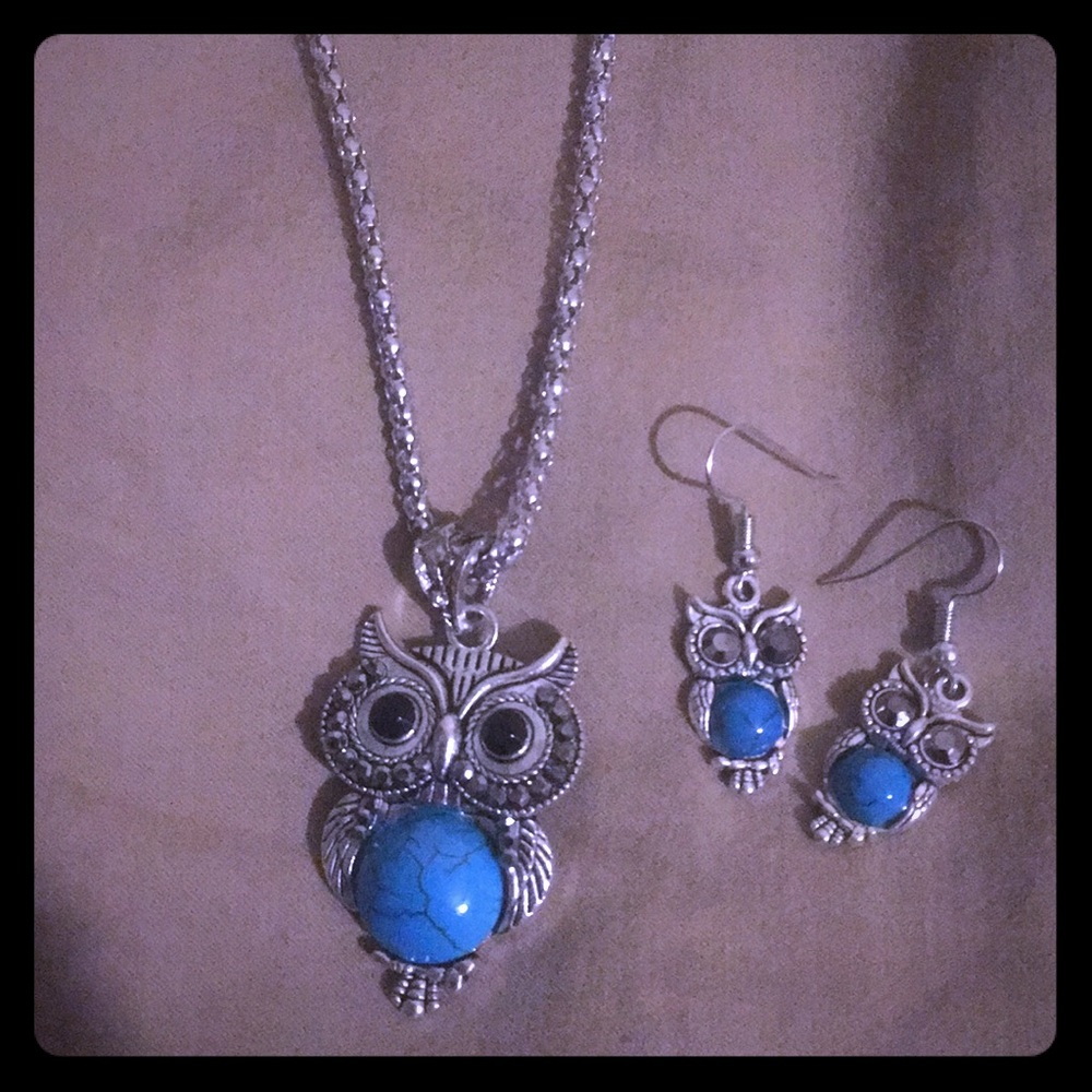 Owl necklace with matching earrings